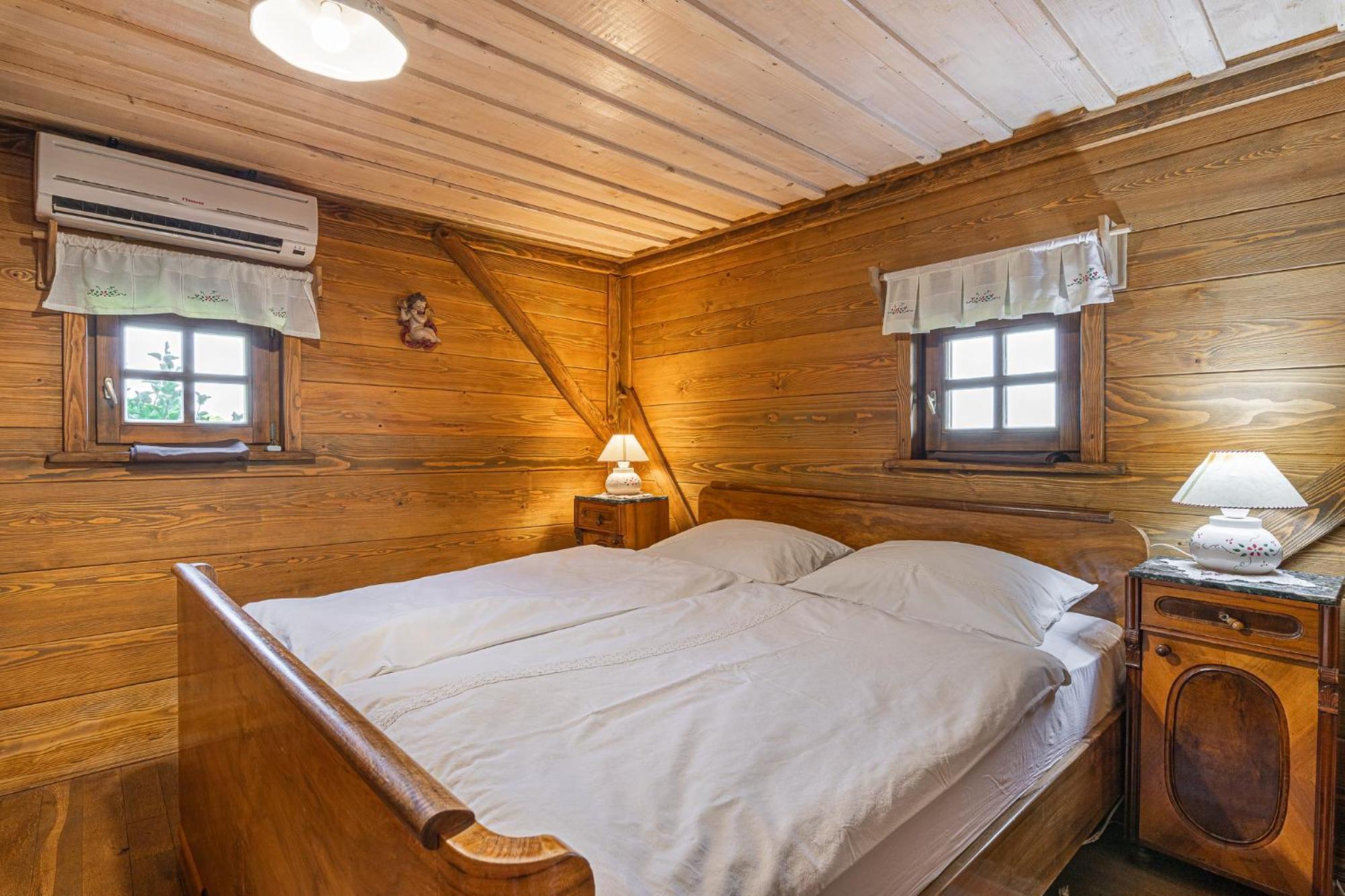 Vineyard Cottage Skatlar Оточец Экстерьер фото