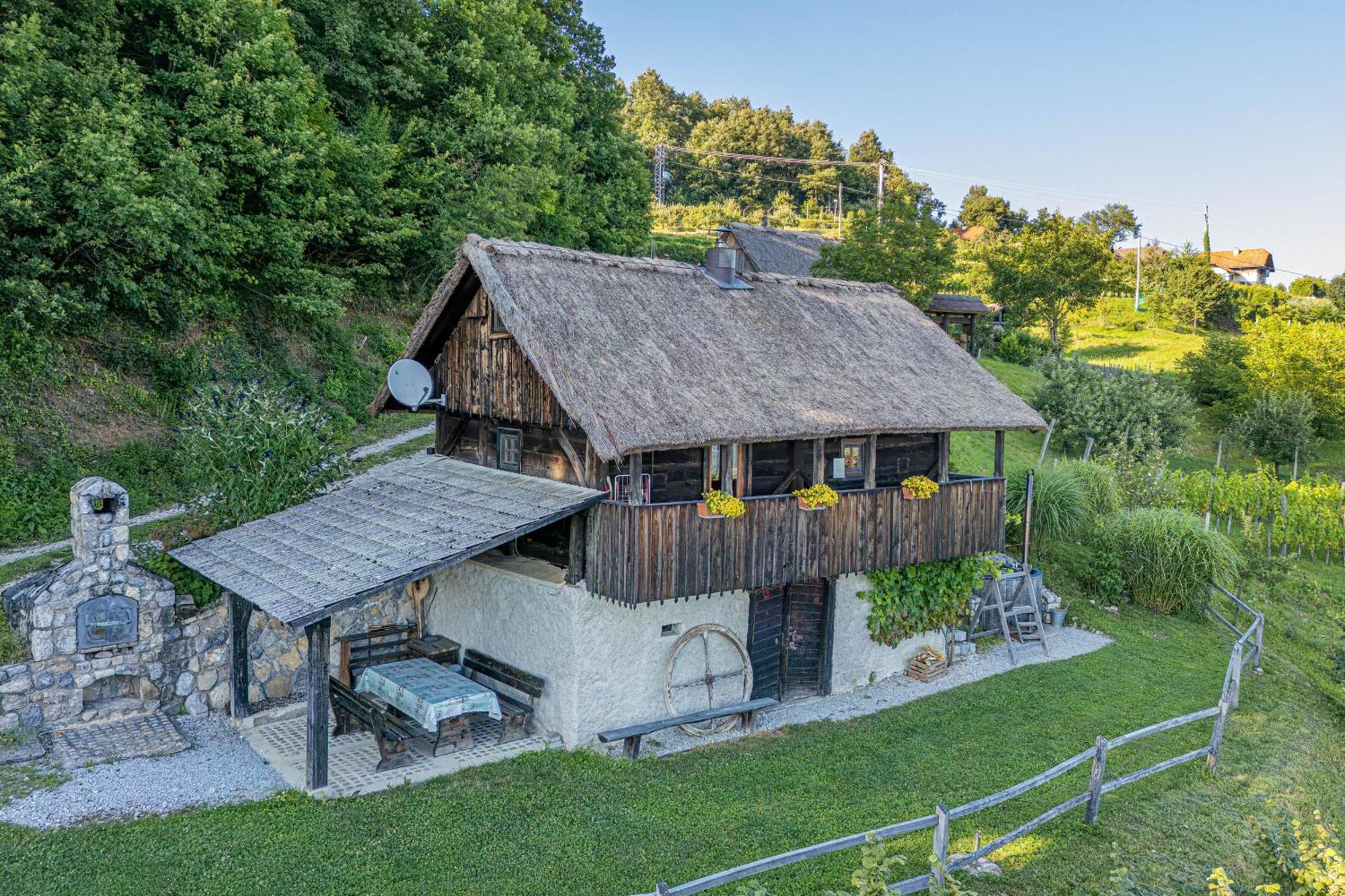 Vineyard Cottage Skatlar Оточец Экстерьер фото
